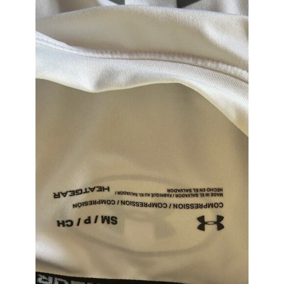 Under Armour HeatGear Bundle – Women’s Size Small – 2 Shorts + 1 Long Sleeve Top - Picture 3 of 7